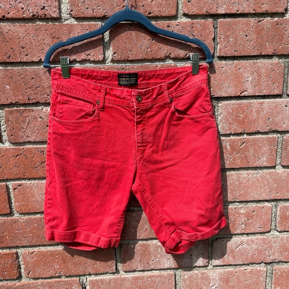 ZARA Red Denim Mom Shorts - Picture 2 of 9